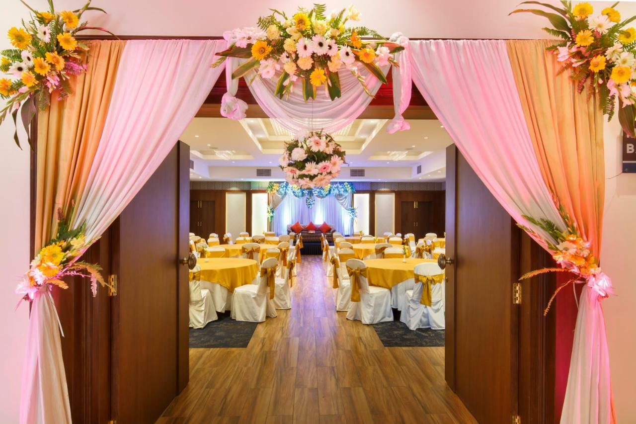 Royal Singi Hotel Катманду Екстер'єр фото